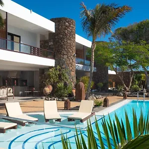 hotel-villa-vik-arrecife.in-canary-islands.com/